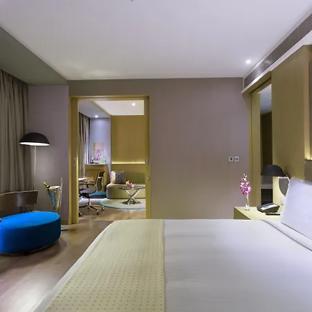 Holiday Inn New Delhi Aerocity By Ihg Exterior photo A suite at the hotel