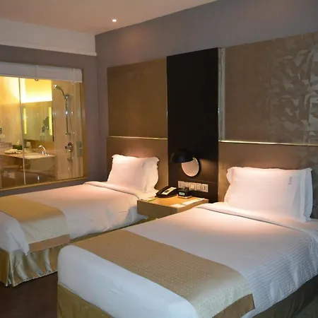 Holiday Inn New Delhi Aerocity By Ihg Exterior photo Deluxe room