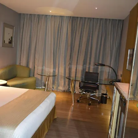 Holiday Inn New Delhi Aerocity By Ihg Exterior photo A room at the hotel