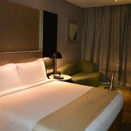Holiday Inn New Delhi Aerocity By Ihg Exterior photo A room at the hotel