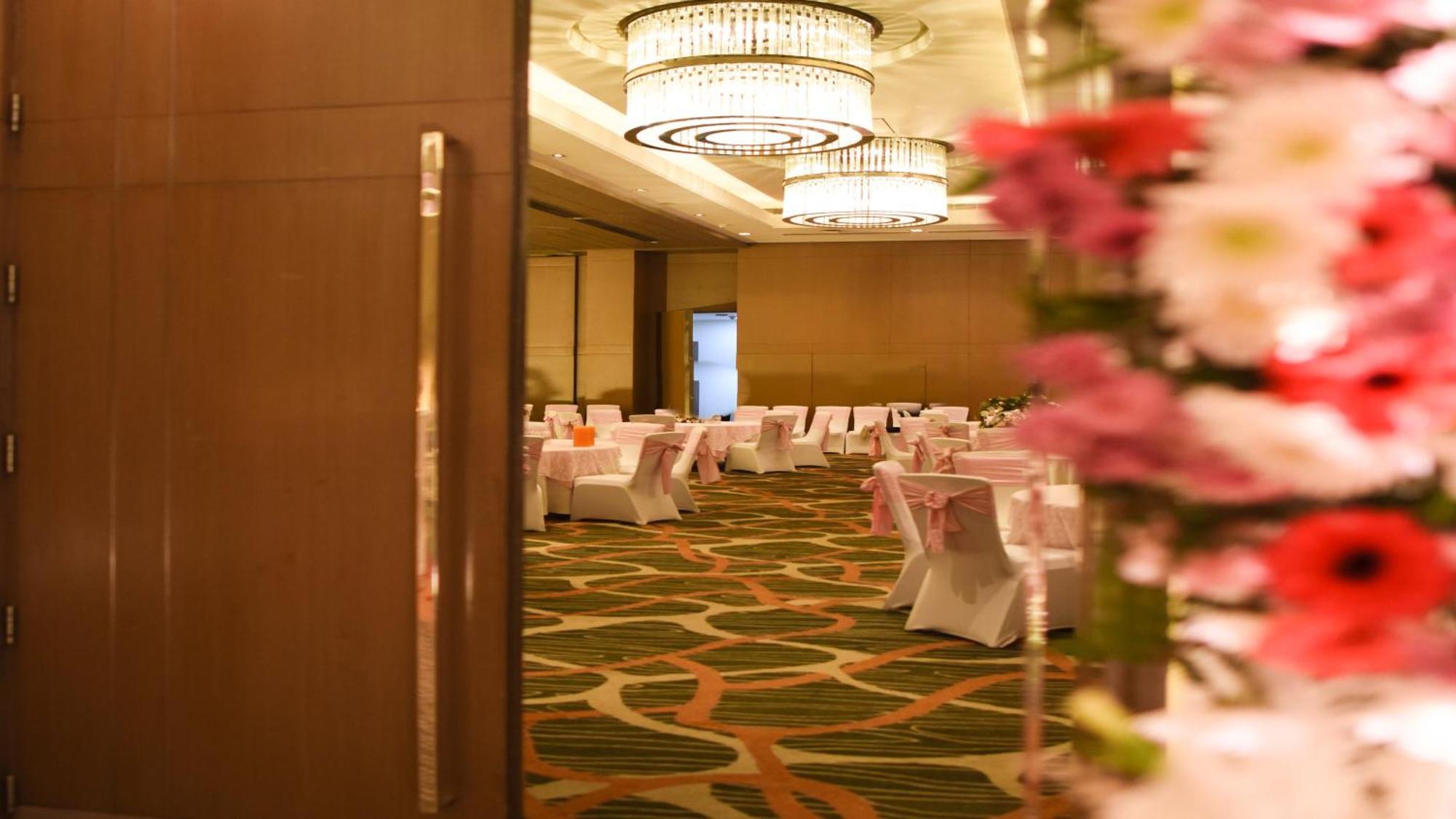 Aerocity By Ihg होटल 5*