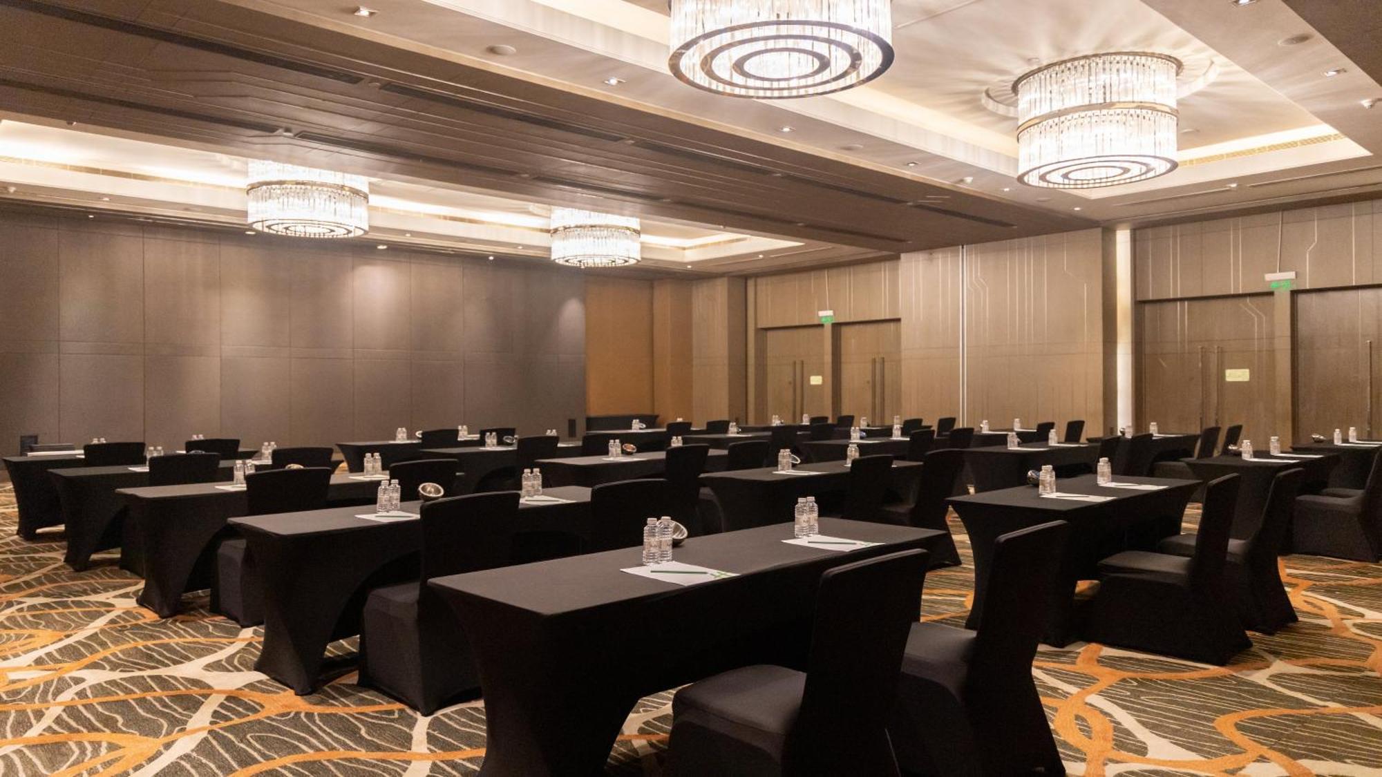 होटल Aerocity By Ihg New Delhi