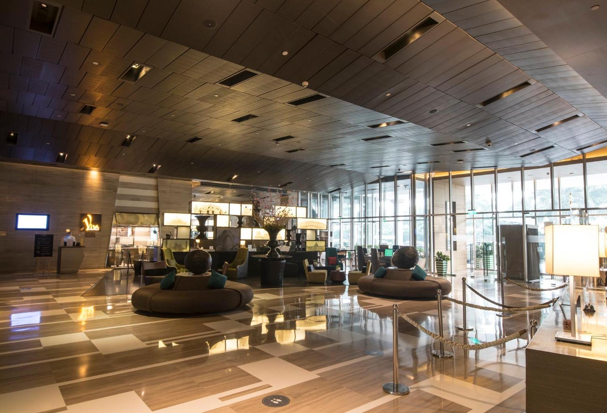 Aerocity By Ihg होटल 5*